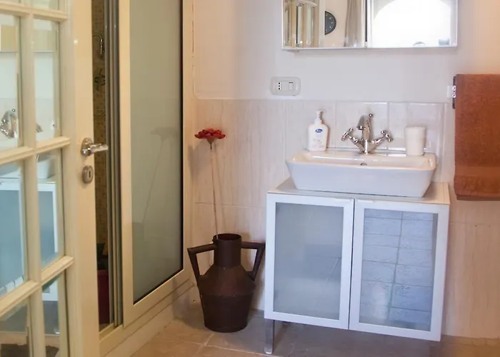 לינה וארוחת בוקר Garibaldi קטאניה