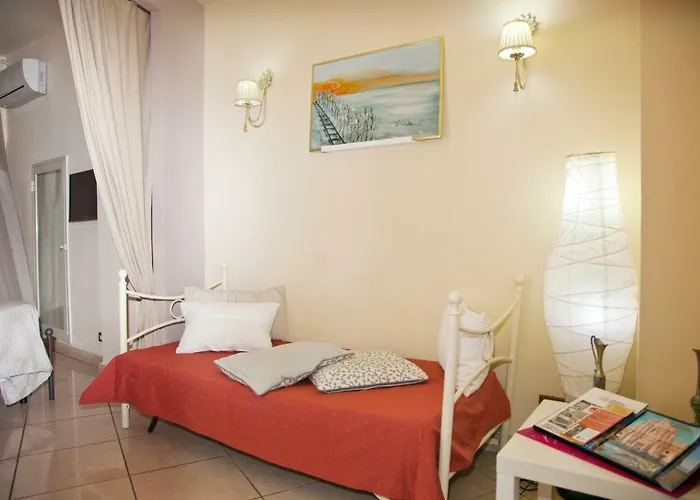 לינה וארוחת בוקר Garibaldi *